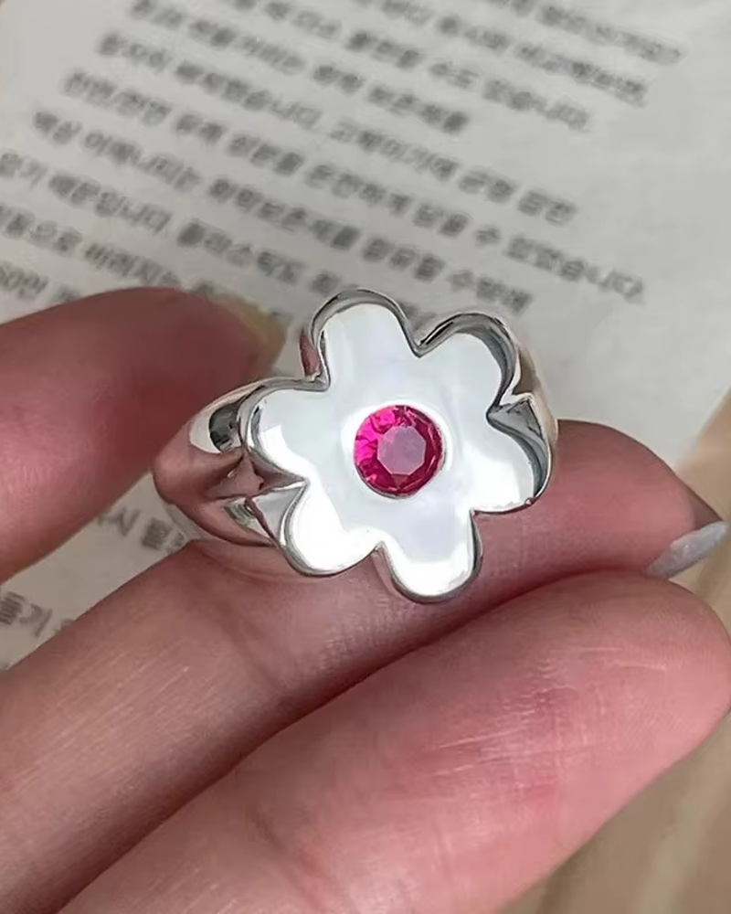 Bague en forme de fleur