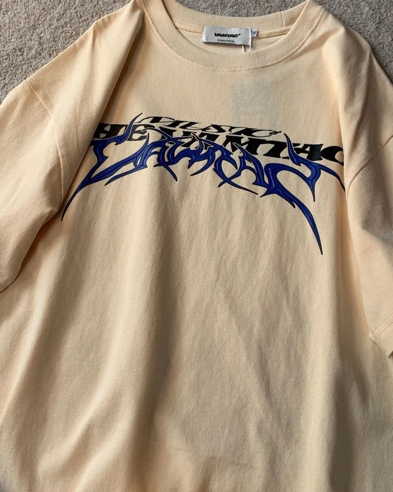 Y2K style t shirt