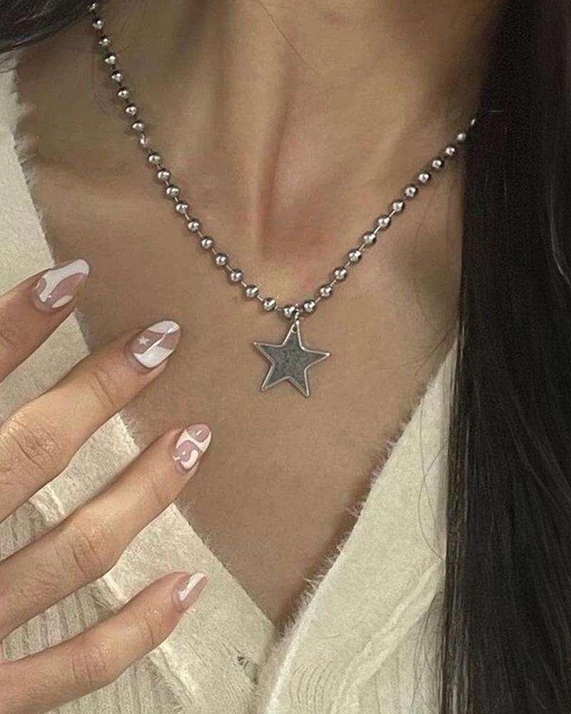 Collier pendentif etoile