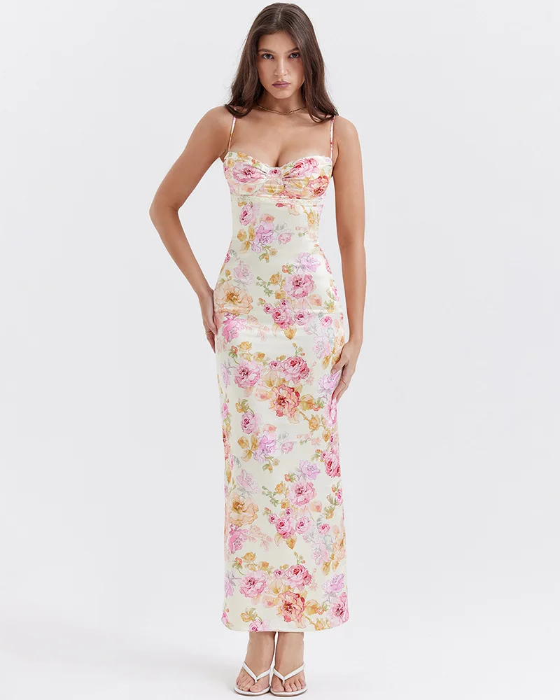 Robe blanche fleurie