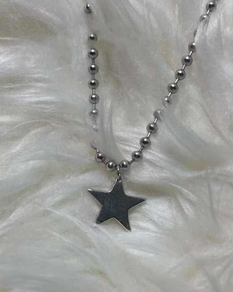 Collier pendentif etoile