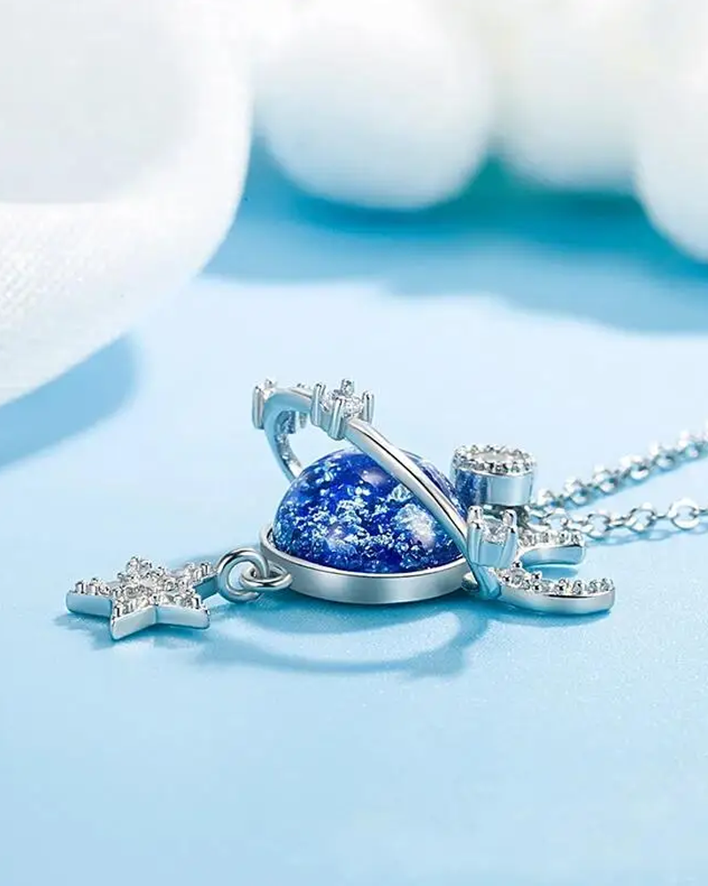 Pendentif lune et étoile