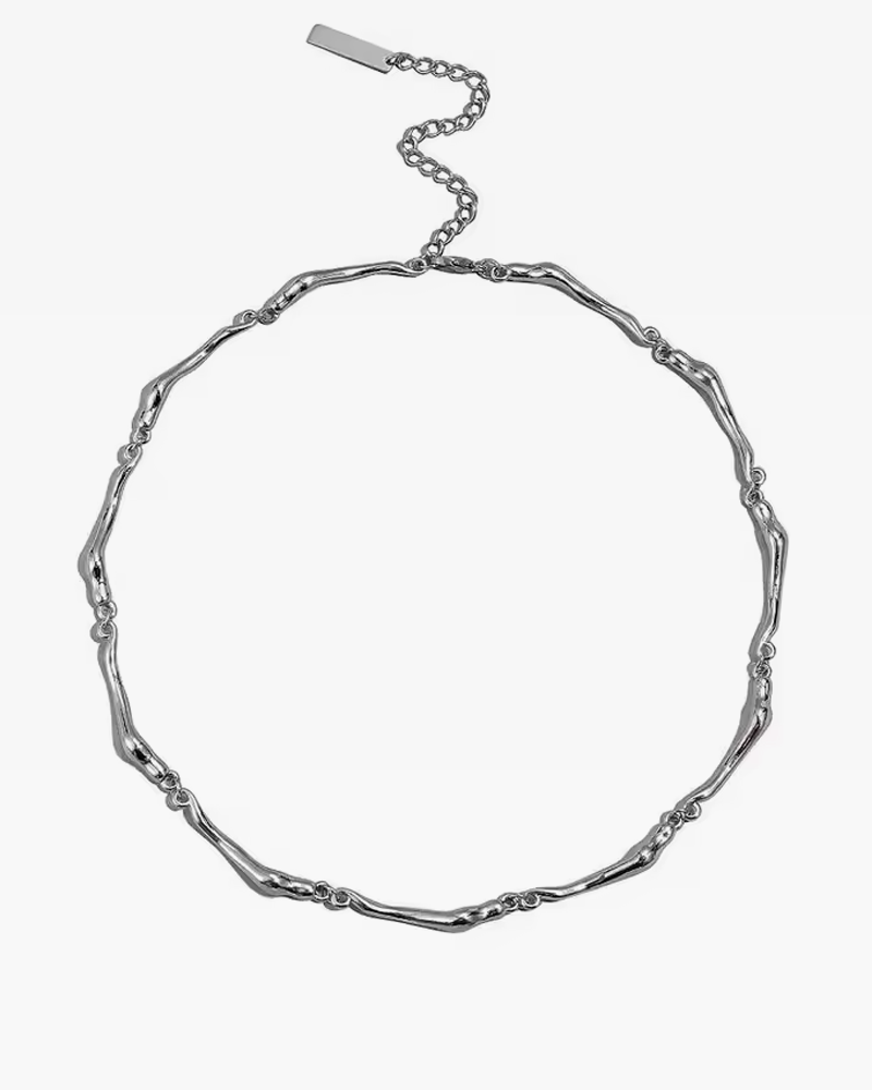 Collier métal liquide