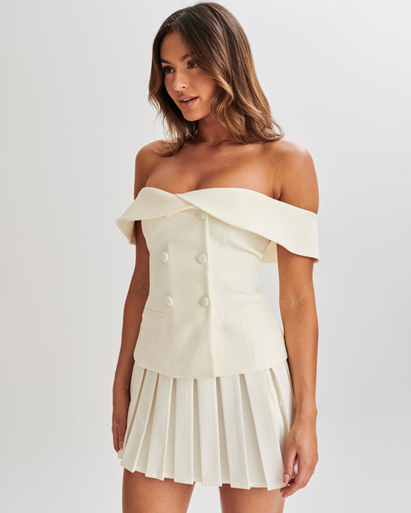 Ensemble jupe courte et haut