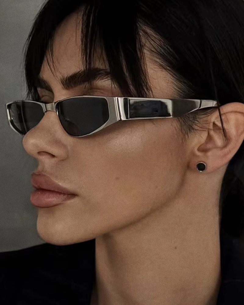 Lunettes de soleil rectangulaires fines