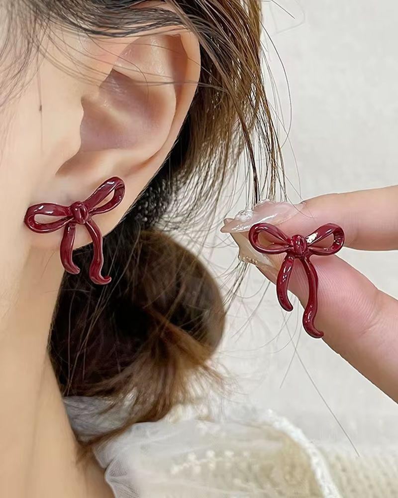 Boucle d'oreille en forme de noeud