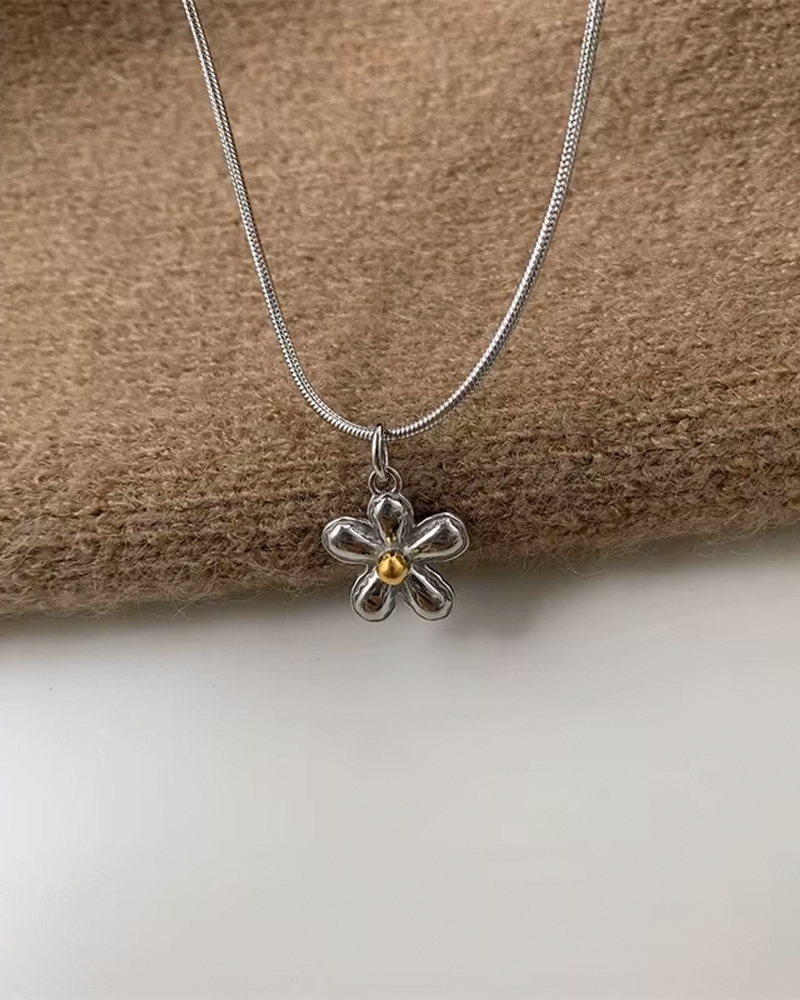 Pendentif marguerite