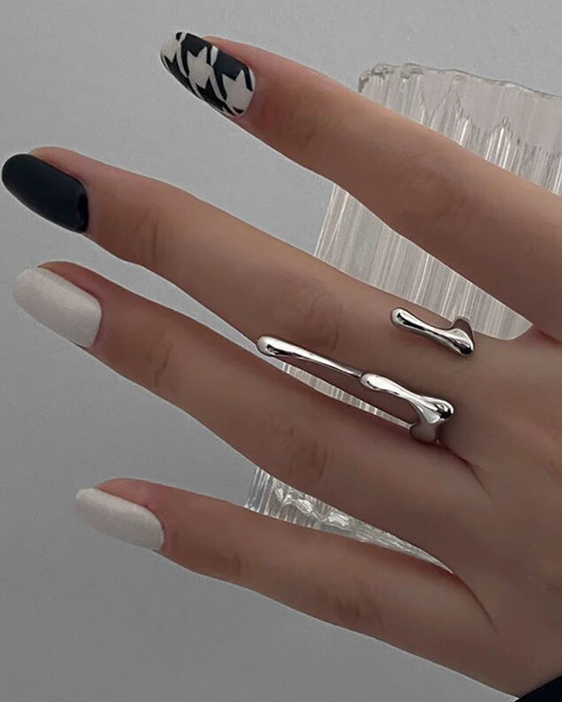 Bague métal liquide