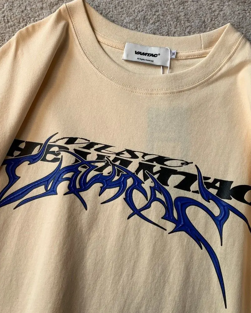 Y2K style t shirt