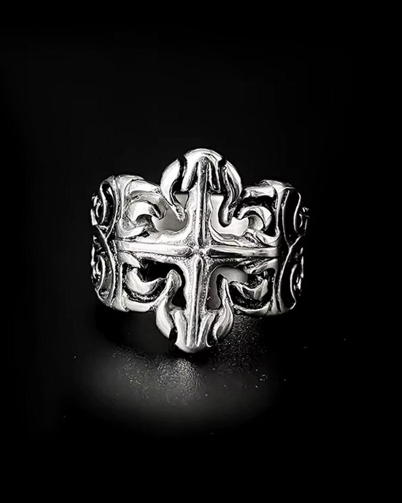 Bague gothique croix