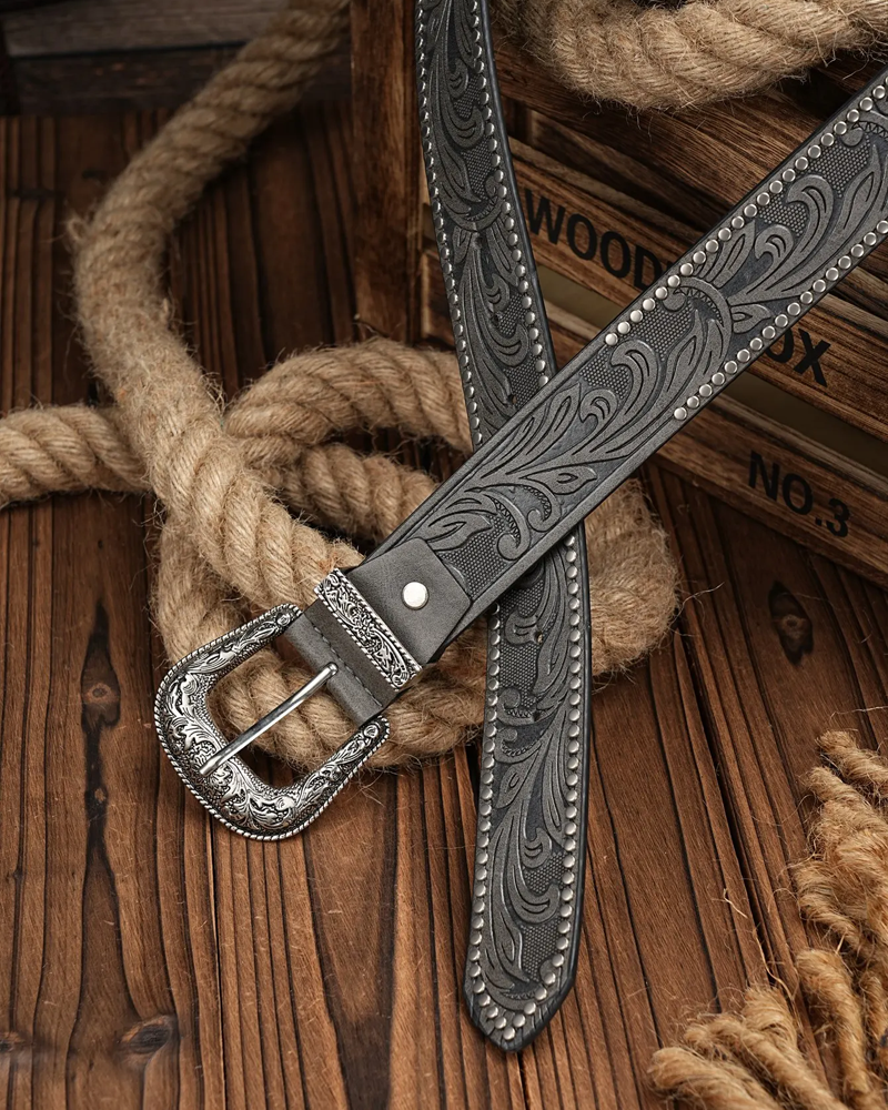 Ceinture western cloutée