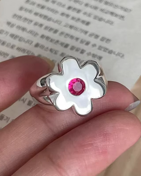 Bague en forme de fleur