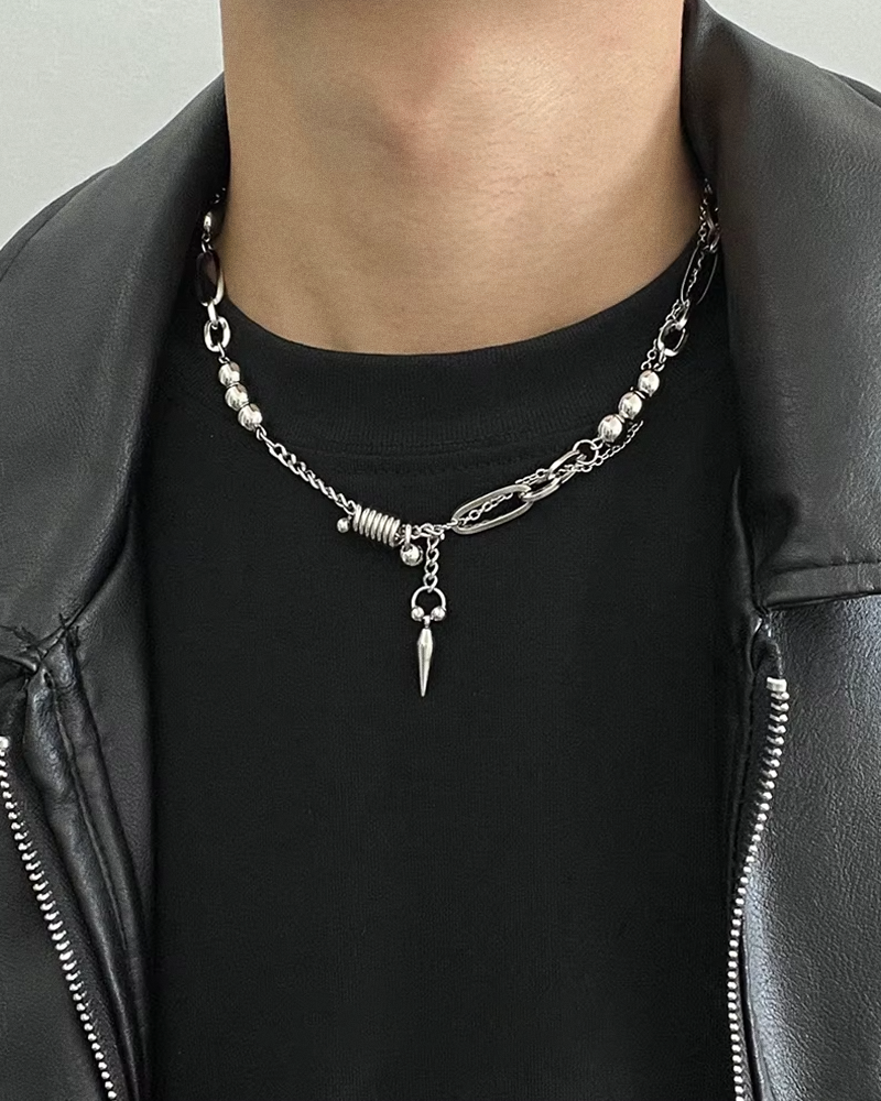 Collier streetwear