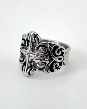 Bague gothique croix
