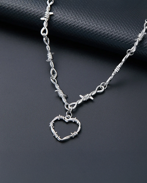 Collier barbelé