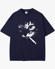 T-shirt chat fumant une cigarette
