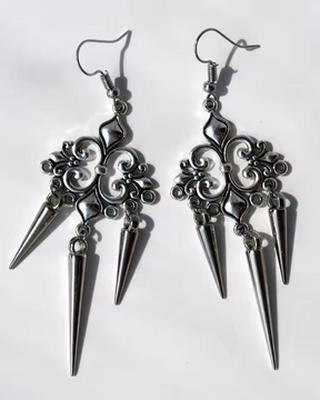Boucles d'oreilles grunge