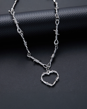 Collier barbelé