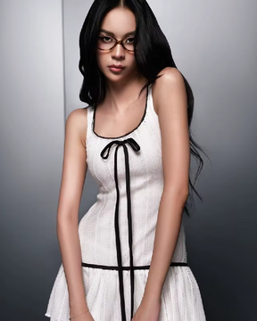 Robe blanche courte elegante