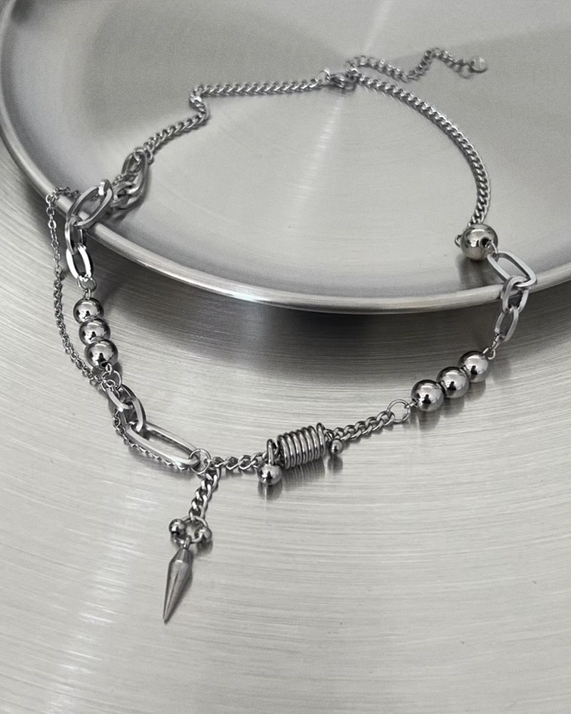 Collier streetwear