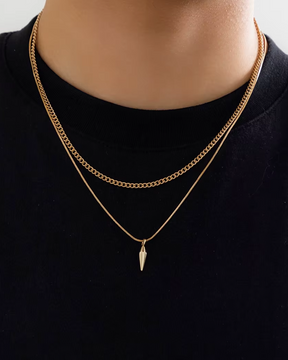 Collier pendentif pointe