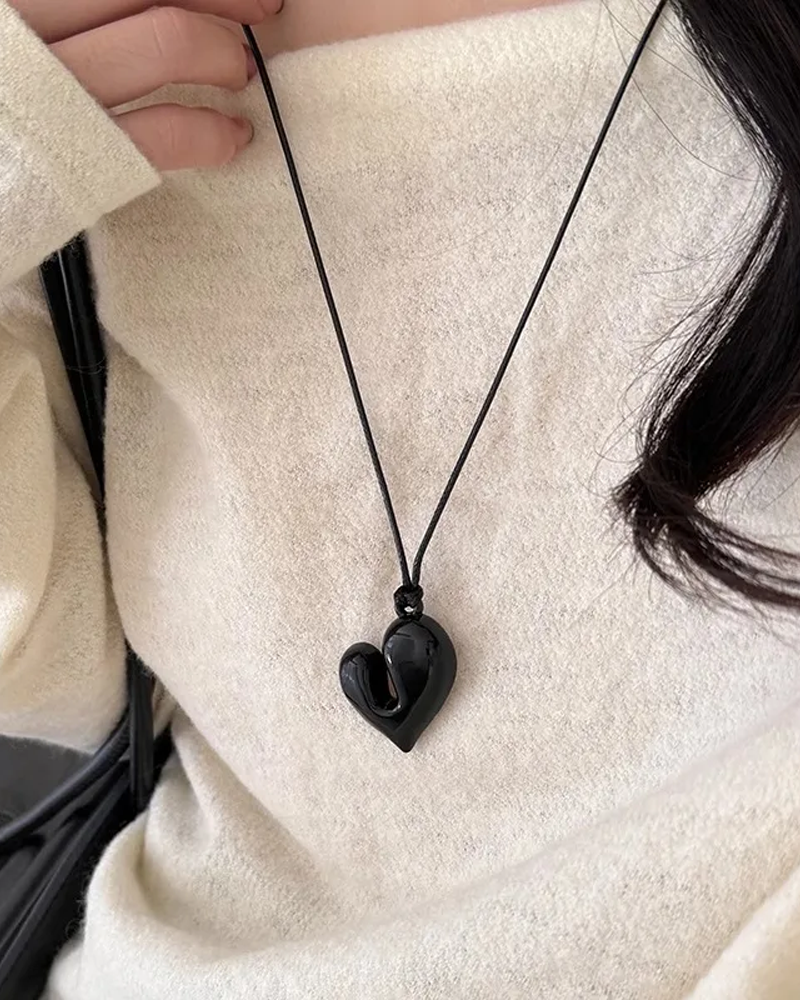 Collier coeur design