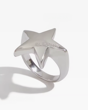 Bague en forme d'étoile