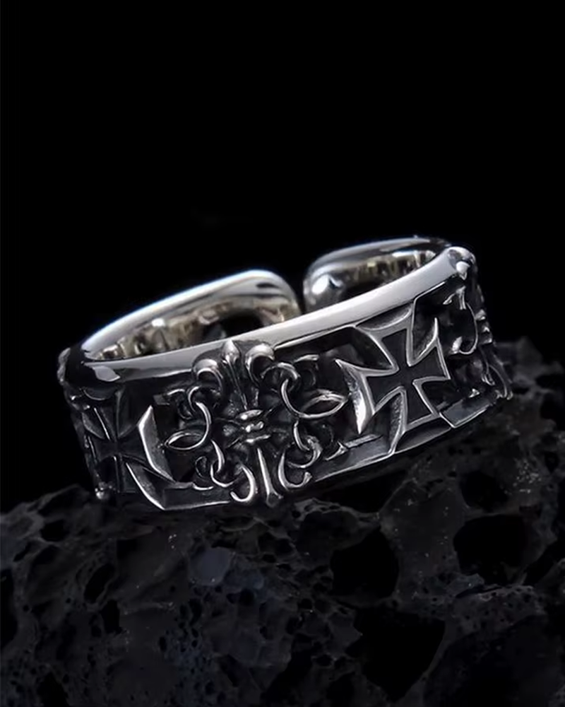 Bague croix gothique