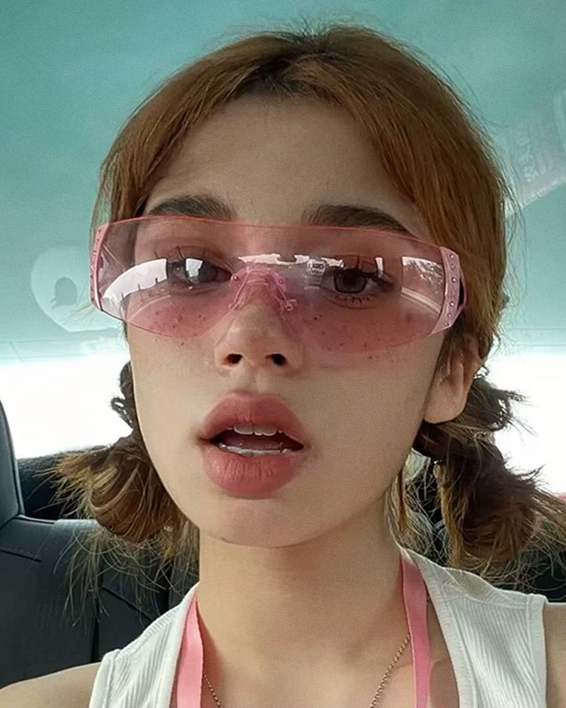 Lunettes de soleil femme Y2K