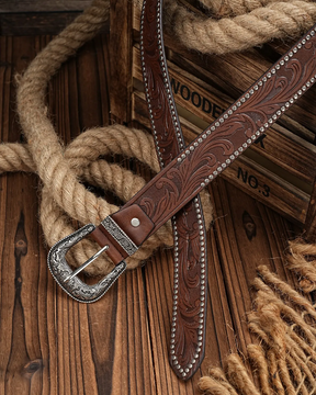 Ceinture western cloutée